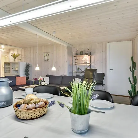 Loi - 200m From The Sea By Interhome Hébergement de vacances