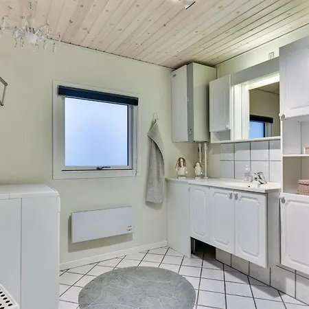 Hébergement de vacances Loi - 200m From The Sea By Interhome *